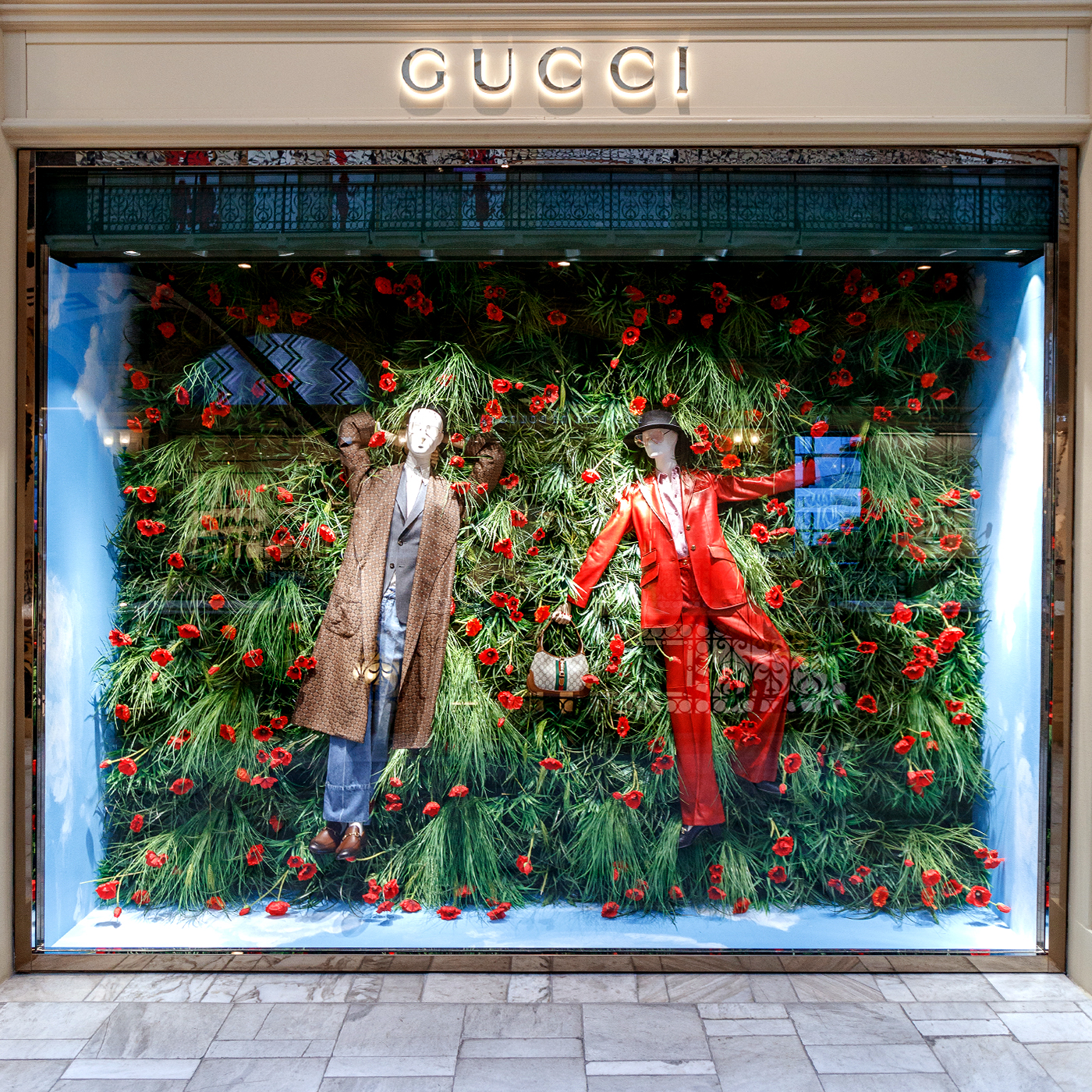 Retail Store Window Display - Gucci Fall-Winter 2020